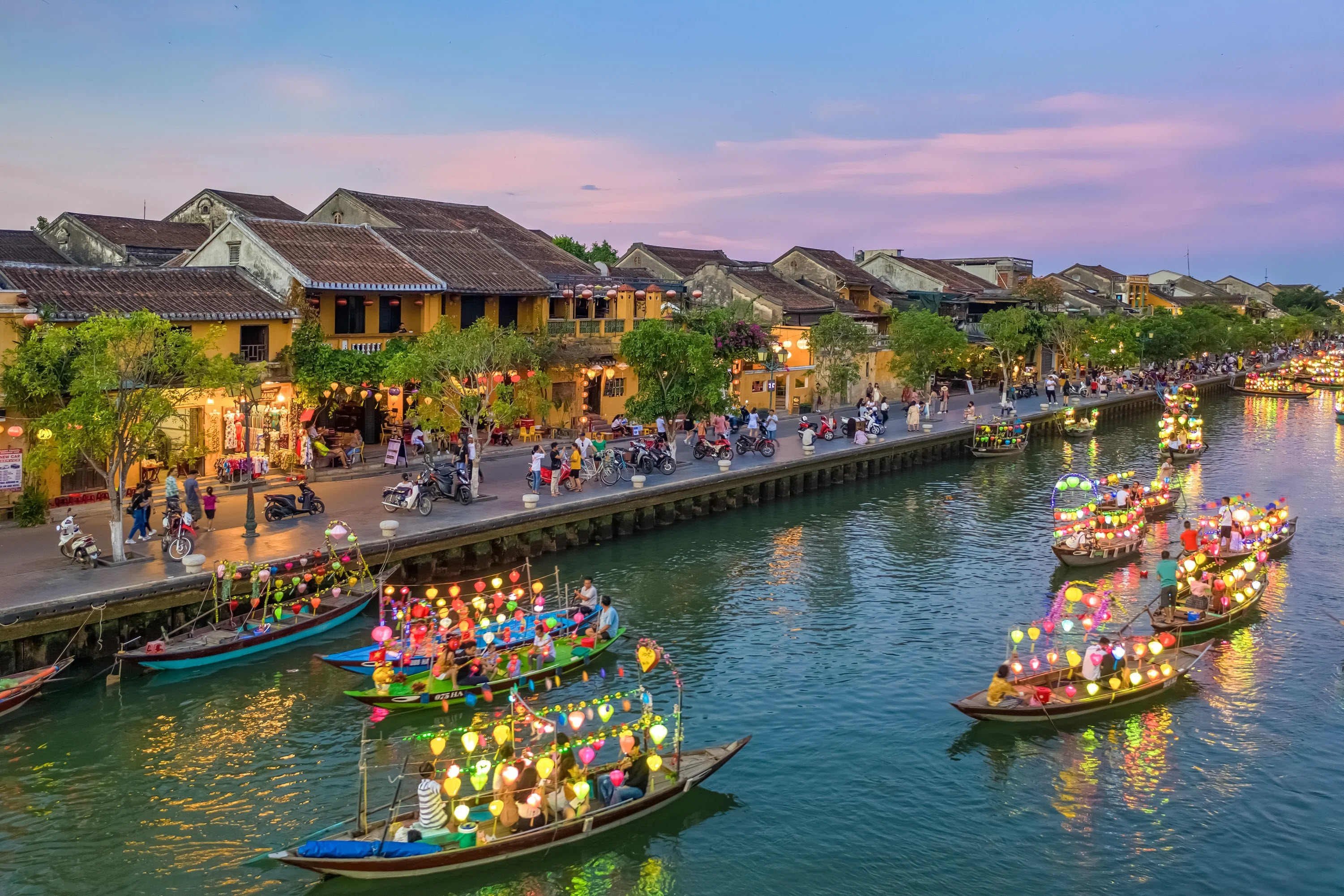 Hoi An at night