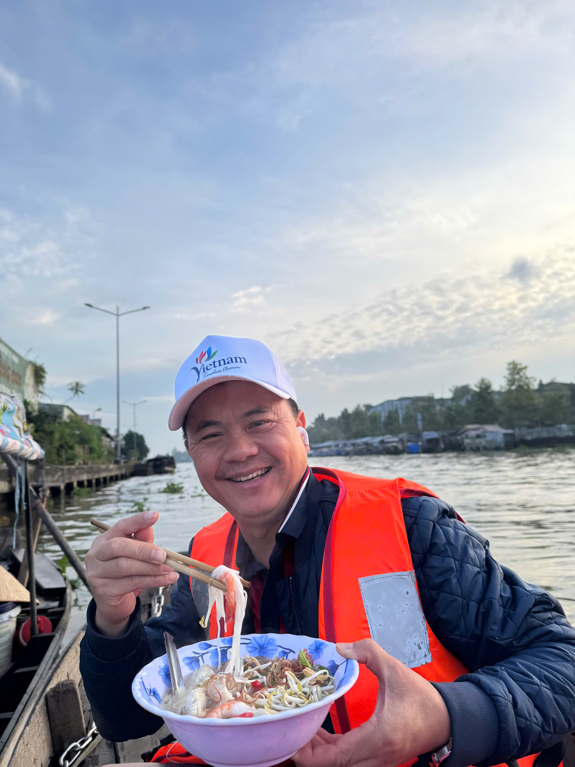 Noodle Soup on Floating Market