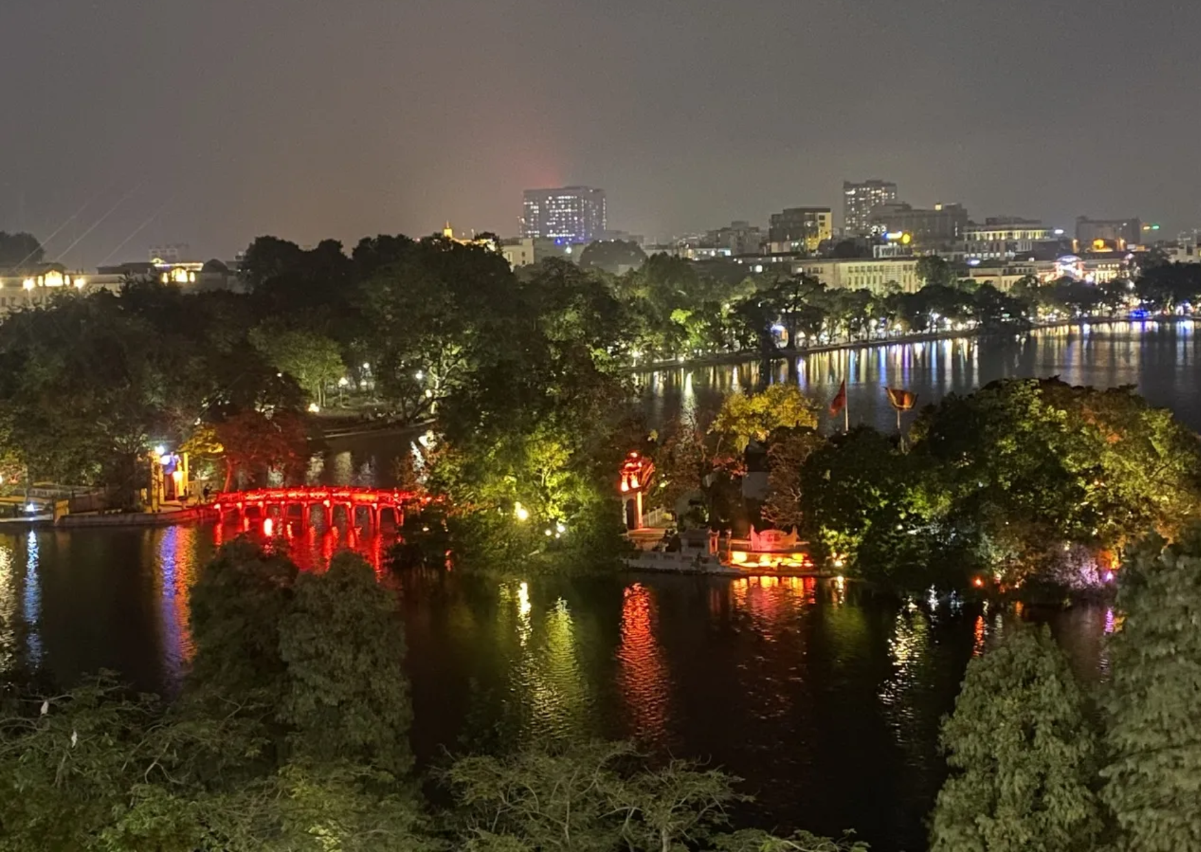 Hoan Kiem Lake