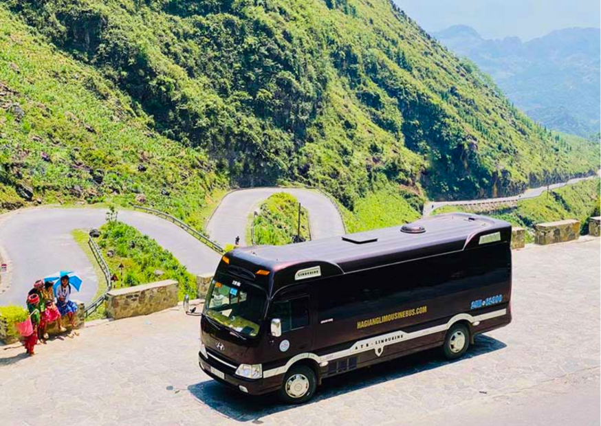 Limousine to Ha Giang