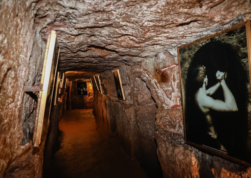 Vinh Moc Tunnels